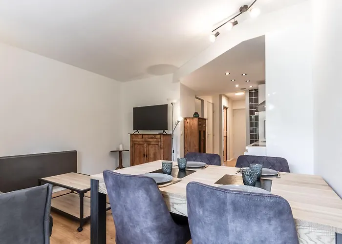 Les Jonquilles Apartment *